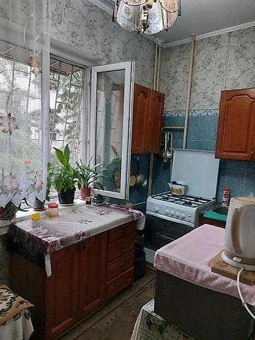фучика 9: 1 комната, 35 м², 105 серия, 2 этаж — 5