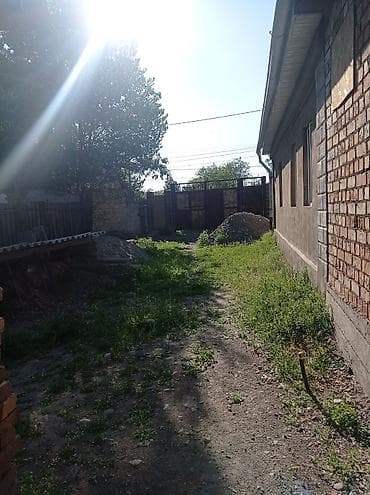 дом беловодский: Дом, 85 м², 5 комнат, Собственник, Старый ремонт — 10