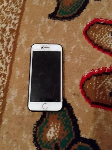 IPhone 8, Б/у, 64 ГБ, Белый, 100 %