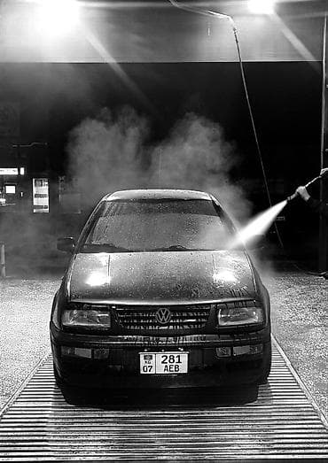 v klass: Volkswagen Vento: 1992 г., Седан — 7