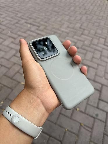 note 15: Xiaomi, 14 Pro, Б/у, 256 ГБ, цвет - Белый, 2 SIM — 3