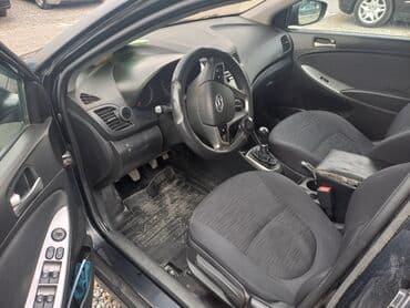 куплю дом на колёсах: Hyundai Solaris: 2016 г., 1.4 л, Механика, Бензиновая, Седан — 2