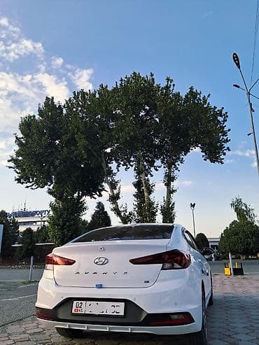купить машину jaguar: Hyundai Avante: 2019 г., 1.6 л, Автомат, Бензин, Седан — 4