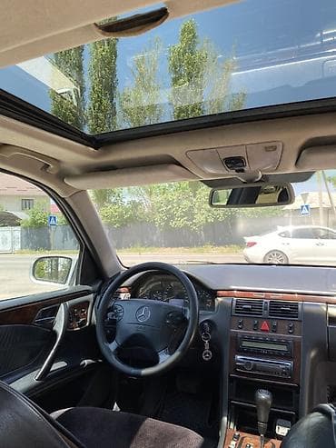 legion 7: Mercedes-Benz E-Class: 2001 г., 3.2 л, Автомат, Бензин, Седан — 6