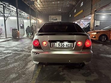 обмен афто: Toyota Altezza: 2003 г., 2 л, Автомат, Бензин, Седан — 4