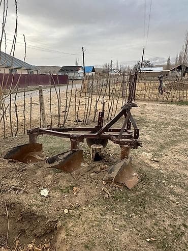 бутка алюминий: Трактор МТЗ «Беларус» (ориентировочно серия МТЗ-80/82), с кабиной и — 6