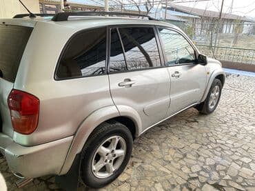 набор ключей германия: Toyota RAV4: 2000 г., 2 л, Механика, Бензиновая, Кроссовер — 3
