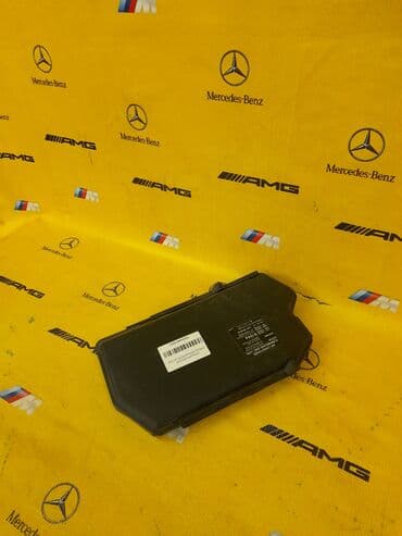блок предохранителей: Крышка блока предохранителя. 
Mercedes Benz w220 — 2