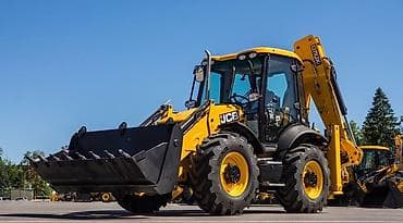 Экскаватор-погрузчик JCB - Универсальная спецтехника для земляных и