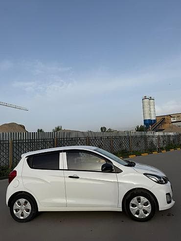 spark premier: Chevrolet Spark: 2018 г., Автомат, Бензин, Хэтчбэк — 2