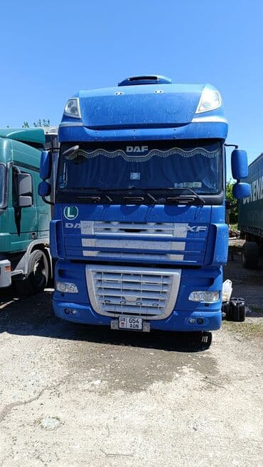 Тягач, DAF, 2013 г., Тентованный