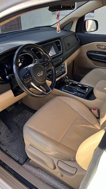 step wgn: Kia Carnival: 2019 г., 2.2 л, Автомат, Дизель, Минивэн — 5