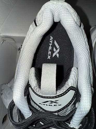 nike tech flece: Кроссовки ATHLEX, белые с черными акцентами - Модель: ATHLEX (логотип — 4