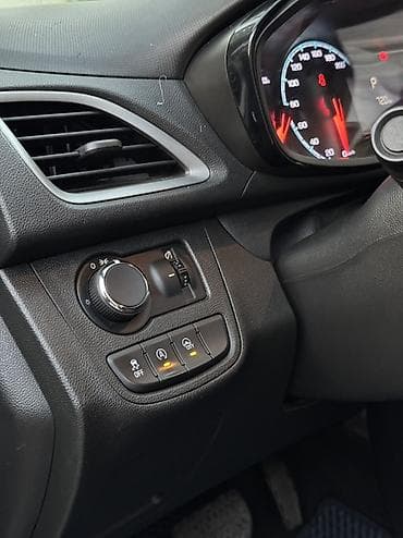 Продажа авто: Chevrolet Spark: 2018 г., 1 л, Вариатор, Бензин, Хэтчбэк — 8