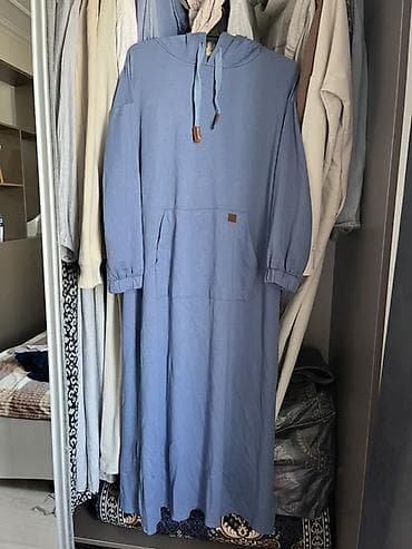 скимс платья: Продам мусульманские платья каждое по 700 сом, 46 размер примерно 1) — 1