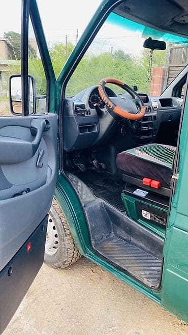 Унаа: Жүк ташуучу унаа, Mercedes-Benz, Дубль — 7