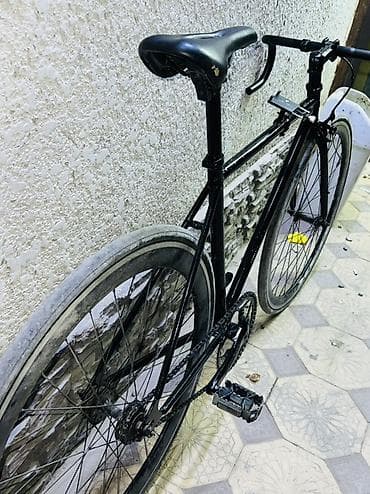 speed: Фикс-байк (single speed) с дорожным рулём типа «баран» и передним — 5