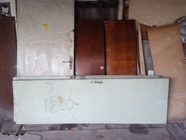 купить двери входные бу: Межкомнатная дверь со стеклом, цвет - Бежевый, 230 * x 70 см, Б/у — 1