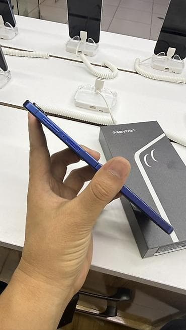 valtec kg: Samsung Galaxy Z Flip7, Б/у, 512 ГБ, цвет - Синий, В рассрочку, 1 SIM, 2 SIM, eSIM — 3