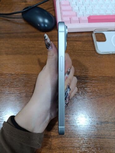 купит айфон 5: IPhone 15, Б/у, 128 ГБ, Голубой, Зарядное устройство, Чехол, Кабель, 88 % — 3