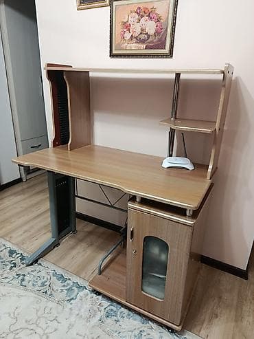 диваны книжка: Компьютерный стол, С полками — 1