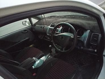 можно сделать: Honda Fit: 2002 г., 1.3 л, Автомат, Бензин, Хэтчбэк — 5