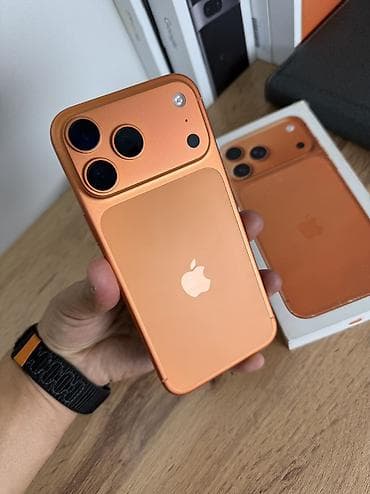 one plus 10: IPhone 17 Pro Max, Б/у, 256 ГБ, Оранжевый, Чехол, Коробка, Кабель, 99 % — 1
