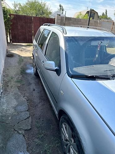 Продажа авто: Volkswagen Golf Variant: 2001 г., 1.6 л, Автомат, Бензин, Универсал — 3