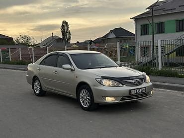 вазы хрустальные: Toyota Camry: 2002 г., 3 л, Автомат, Газ, Седан — 1