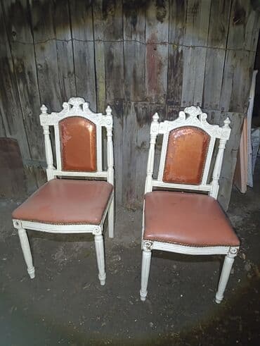 купить мягкую мебель в бишкеке: Продаю одно кресло и 2 стула Антикварное кресло в стиле — 3