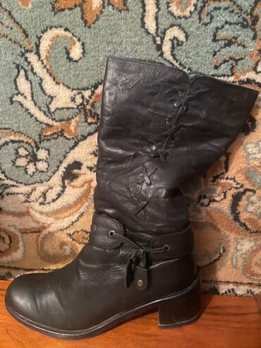 женские слипоны больших размеров: Продаю кожаную обувь, у женских не скользкая подошва. Забрать в 4 — 6