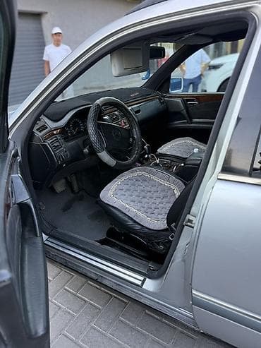 жд лондон: Mercedes-Benz E-Class: 1998 г., 2 л, Автомат, Бензин, Универсал — 6