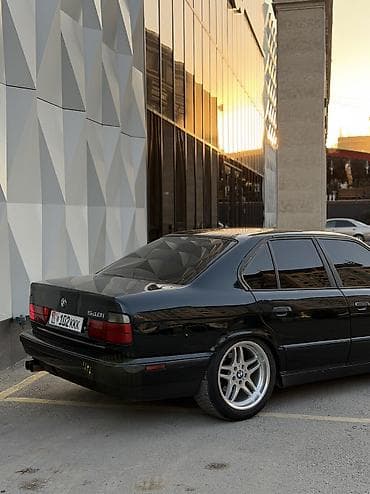 BMW 5 series: 1992 г., 4.4 л, Механика, Бензин, Седан at lalafo.kg BMW 5 series: 1992 г., 4.4 л, Механика, Бензин, Седан