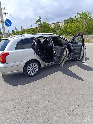 camry universal: Toyota Avensis: 2003 г., 2 л, Автомат, Бензин, Универсал — 5