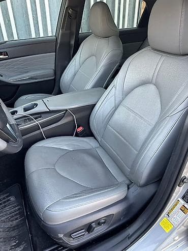 Toyota Avalon: 2020 г., 2.5 л, Вариатор, Гибрид, Седан — 6