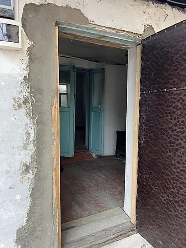 искать аренда квартир алмедин 1: Однокомнатное помещение в одноэтажном блоке Описание: - Планировка — 3