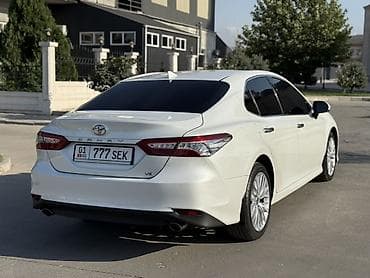 corolla s: Toyota Camry: 2019 г., 3.5 л, Автомат, Бензин, Седан — 4