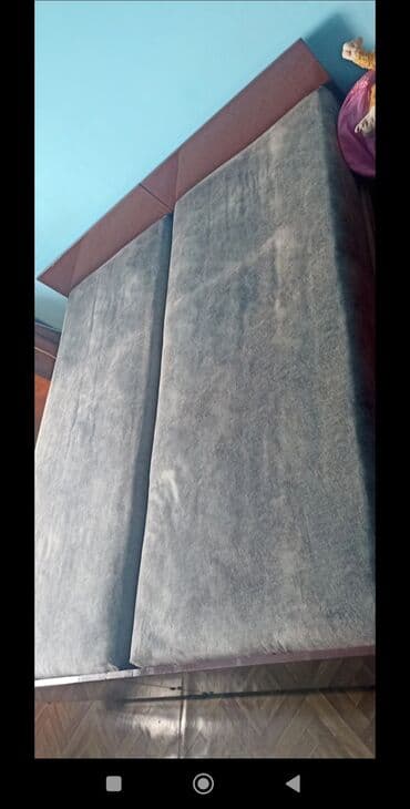 диван односпальные: Полутороспальная кровать, Материал каркаса: Деревянный, Б/у, длина - 190 см, Ширина: 180 см — 1