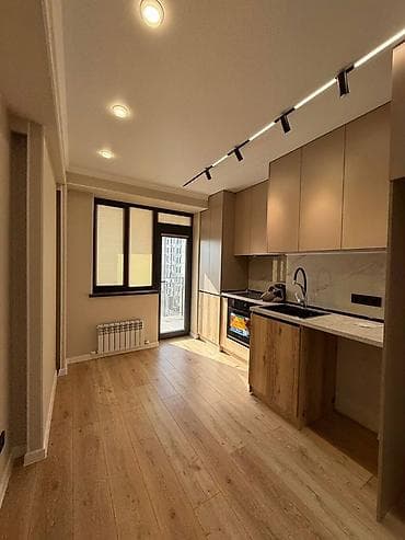 royal center: 1 комната, 42 м², Элитка, 9 этаж, Дизайнерский ремонт — 1