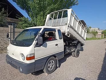 порого: Заказать Хендай портер, Вывоз строй мусора, C грузчиком — 1