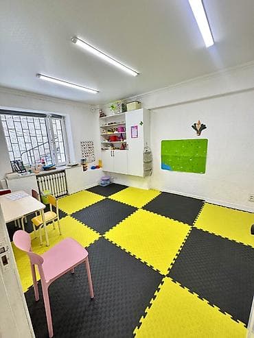 3: Стоматологический центр, 70 м², 3 комнаты — 4