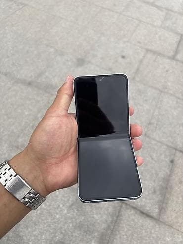 Samsung Galaxy Z Flip6 (раскладной смартфон) Флип 6 12/256 В — 5