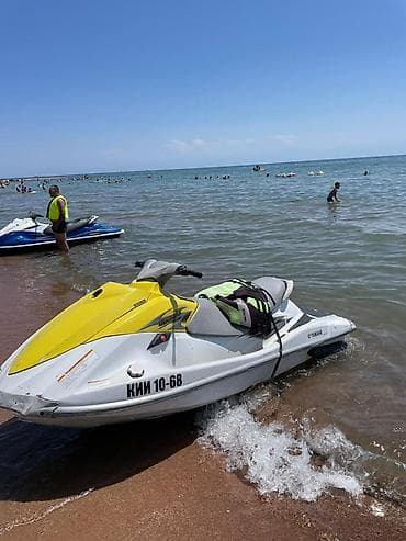 каска мото: Гидроцикл Yamaha WaveRunner (желто-белый)
Обмен на авто — 1