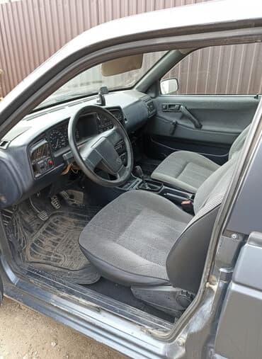 купить бу шины в бишкеке: Volkswagen Passat Variant (универсал) - Кузов: универсал, 5 дверей - — 2