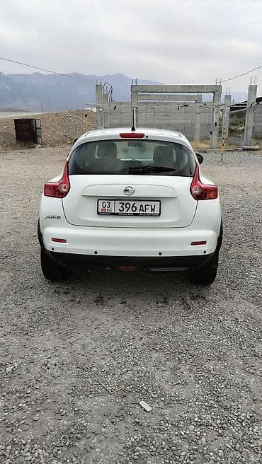 тук сокулук: Nissan Juke: 2014 г., 1.6 л, Кол менен иштөөчү, Бензин, Кроссовер — 5