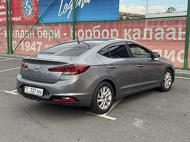 я девушка: Hyundai Elantra: 2019 г., 2 л, Автомат, Бензин, Седан — 6