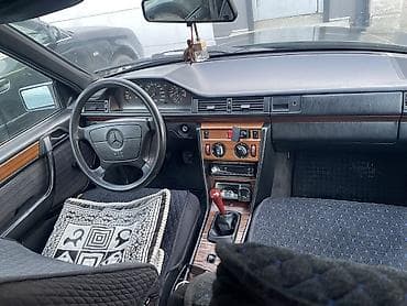 jac m3: Mercedes-Benz W124: 1993 г., 2.2 л, Механика, Бензин, Седан — 7