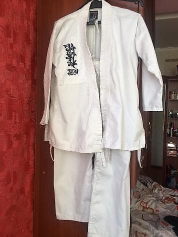 Книги и журналы: На 10-12 лет б/у — 1