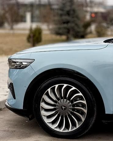 sprinter rex: Voyah : 2022 г., 1.5 л, Робот, Гибрид, Кроссовер — 7