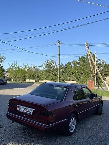 е34 2 5: Mercedes-Benz W124: 1994 г., 2 л, Механика, Бензин, Седан — 6